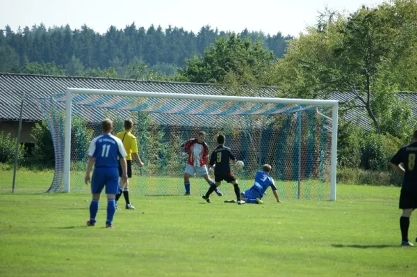 13.09.2015 SV 1924 M'bernsdorf II vs. SV Löbichau II