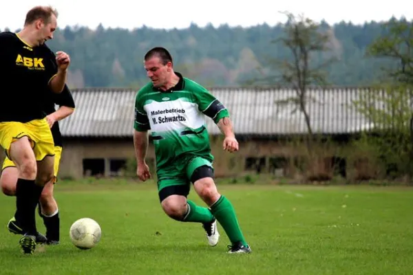 10.04.2016 SV 1924 M'bernsdorf II vs. OTG 1902 Gera II