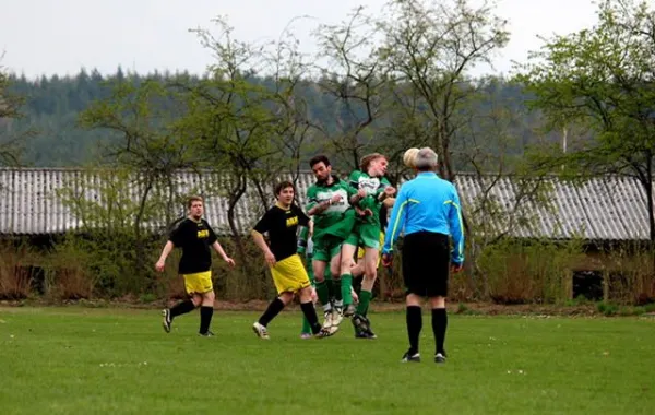 10.04.2016 SV 1924 M'bernsdorf II vs. OTG 1902 Gera II