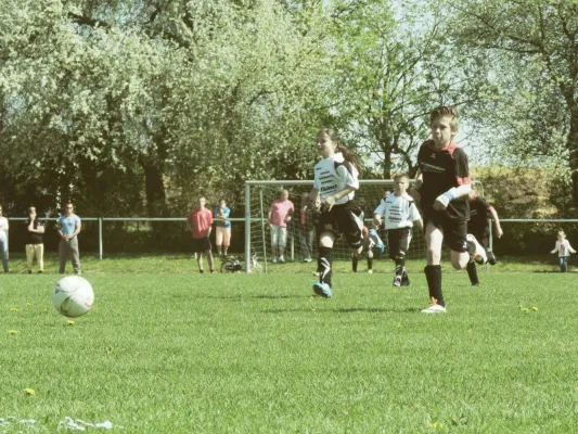 07.05.2016 SV 1924 M'bernsdorf vs. 1. FC Greiz II