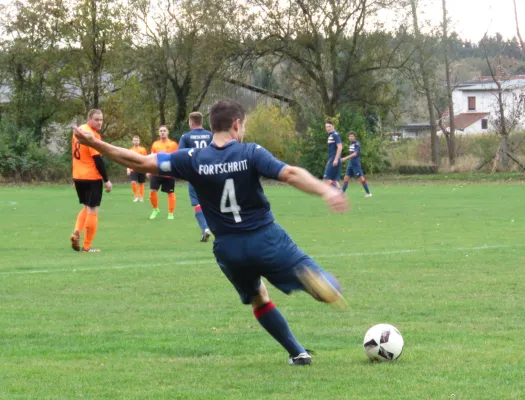 21.10.2017 SV 1924 M`bernsdorf vs. BSG Wismut Gera II