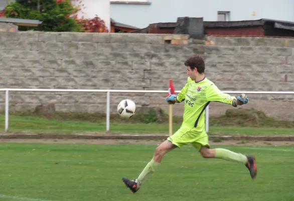 21.10.2017 SV 1924 M`bernsdorf vs. BSG Wismut Gera II