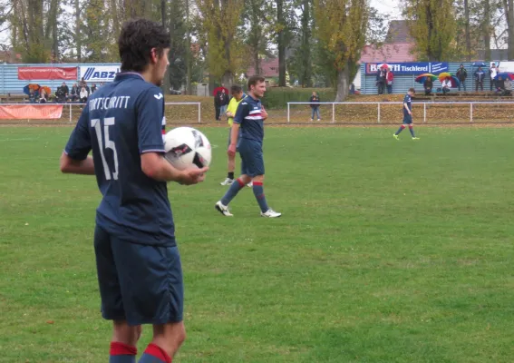 21.10.2017 SV 1924 M`bernsdorf vs. BSG Wismut Gera II